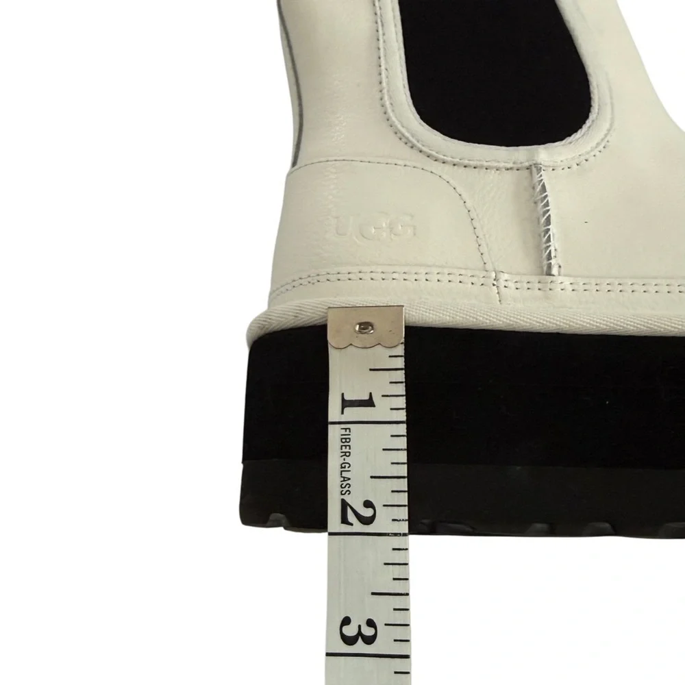 UGG neumel platform